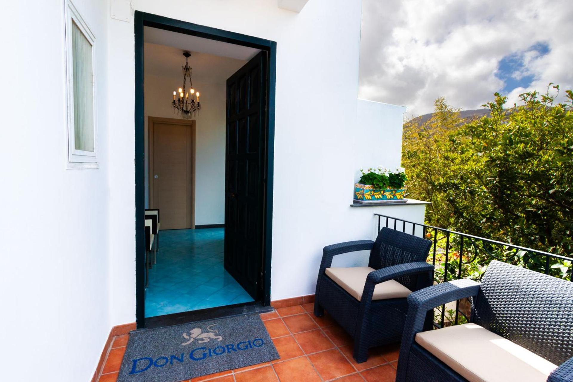 Don Giorgio Rooms & Apartments Искья Экстерьер фото